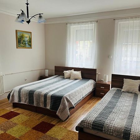 Huerkecz Apartmanhaz Hévíz Exteriör bild