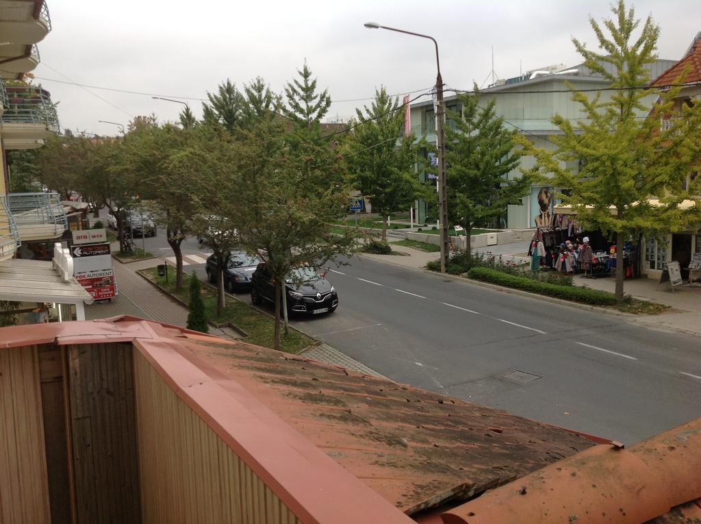 Huerkecz Apartmanhaz Hévíz Exteriör bild