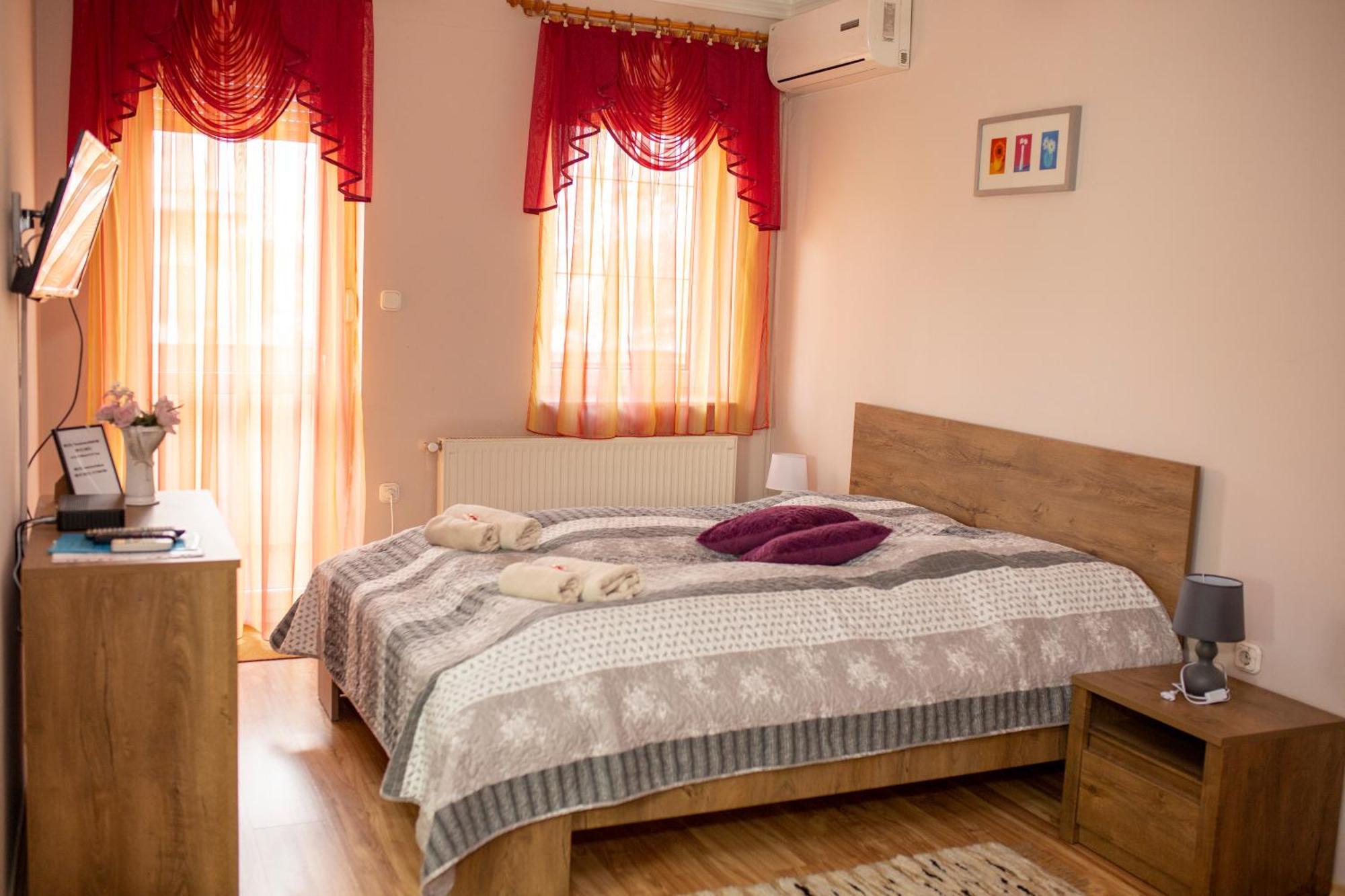 Huerkecz Apartmanhaz Hévíz Exteriör bild